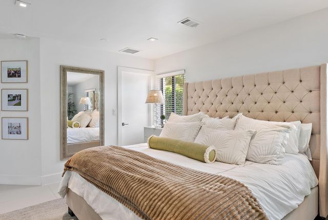8001 Arlington Place, West Palm Beach, FL 33405