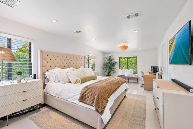 8001 Arlington Place, West Palm Beach, FL 33405