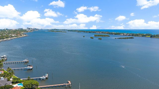 8001 Arlington Place, West Palm Beach, FL 33405
