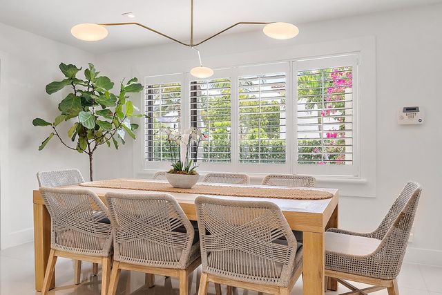 8001 Arlington Place, West Palm Beach, FL 33405