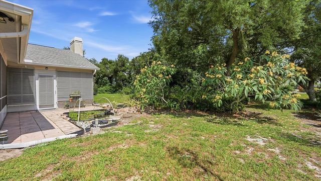 6157 55TH AVENUE CIRCLE E, Bradenton, FL 34203