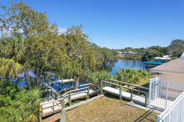 6157 55TH AVENUE CIRCLE E, Bradenton, FL 34203