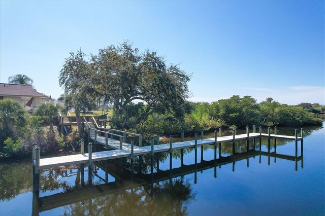 6157 55TH AVENUE CIRCLE E, Bradenton, FL 34203