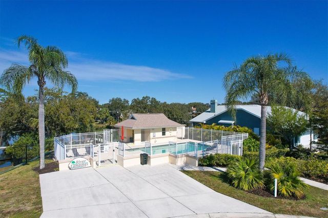 6157 55TH AVENUE CIRCLE E, Bradenton, FL 34203