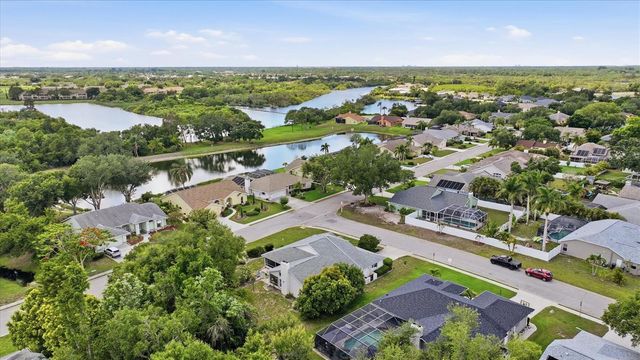 6157 55TH AVENUE CIRCLE E, Bradenton, FL 34203