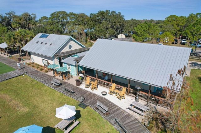 6157 55TH AVENUE CIRCLE E, Bradenton, FL 34203