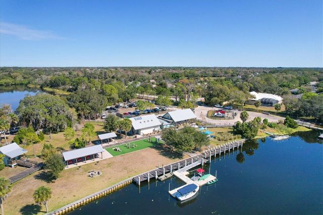 6157 55TH AVENUE CIRCLE E, Bradenton, FL 34203