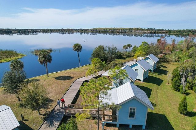 6157 55TH AVENUE CIRCLE E, Bradenton, FL 34203