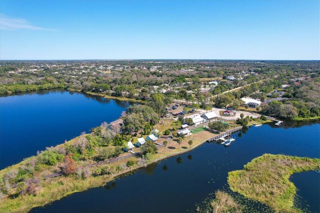 6157 55TH AVENUE CIRCLE E, Bradenton, FL 34203