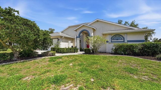 6157 55TH AVENUE CIRCLE E, Bradenton, FL 34203