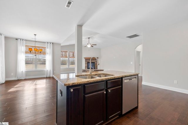 79 Rising Meadow Lane, Taylors, SC 29687