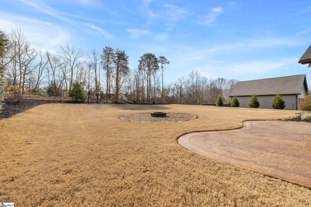 79 Rising Meadow Lane, Taylors, SC 29687