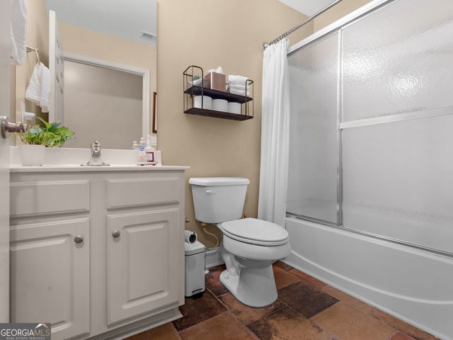 111 Cottage Club Drive, Locust Grove, GA 30248