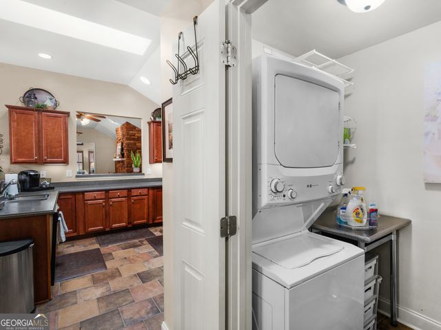 111 Cottage Club Drive, Locust Grove, GA 30248