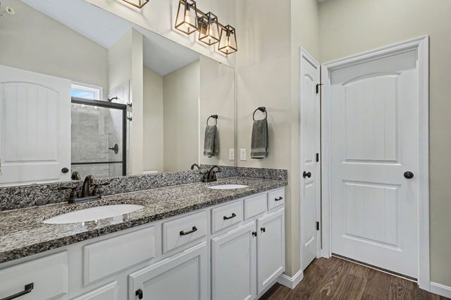 2423 Treetop Lane, Hebron, KY 41048