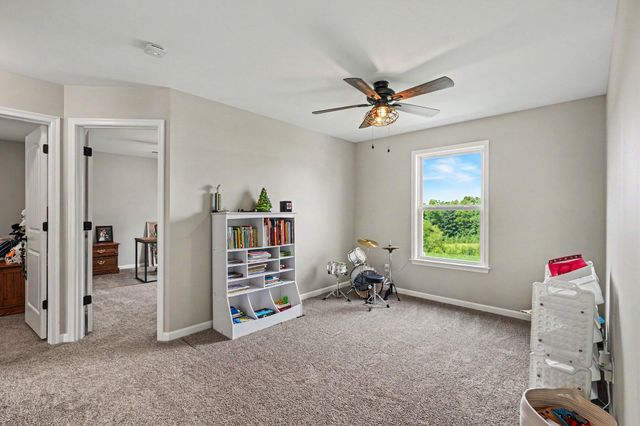2423 Treetop Lane, Hebron, KY 41048