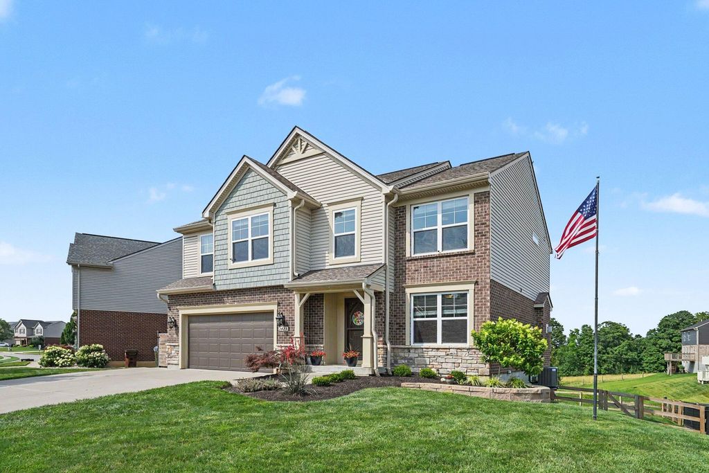2423 Treetop Lane, Hebron, KY 41048