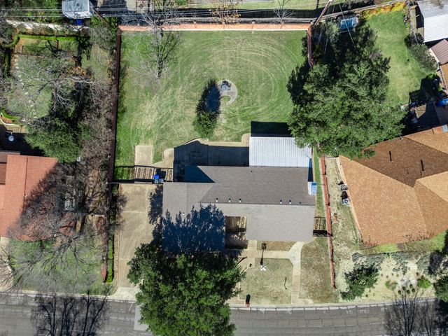 5819 Mount Rockwood Circle, Waco, TX 76710