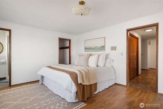 29903 Marine View Dr SW, Federal Way, WA 98023