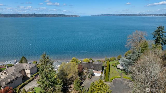 29903 Marine View Dr SW, Federal Way, WA 98023