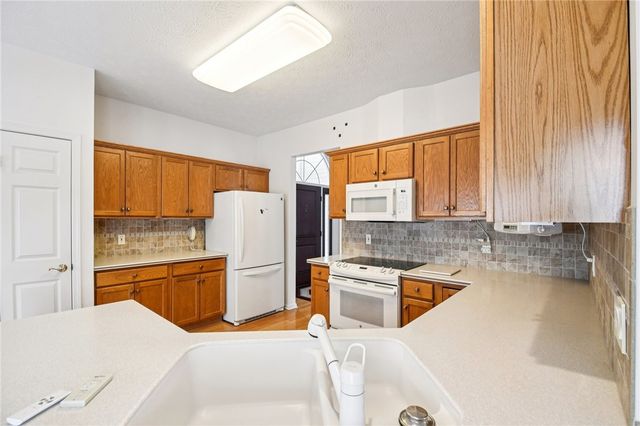 32 Sotheby Drive, Greece, NY 14626