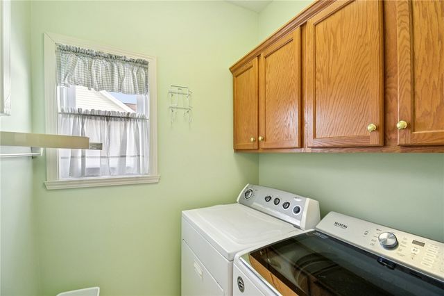 32 Sotheby Drive, Greece, NY 14626