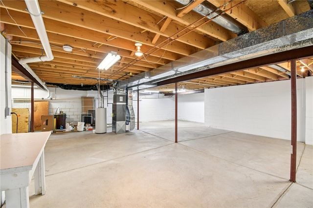 32 Sotheby Drive, Greece, NY 14626