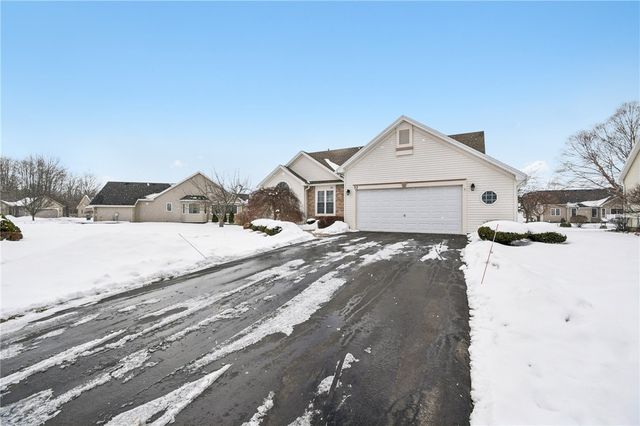 32 Sotheby Drive, Greece, NY 14626