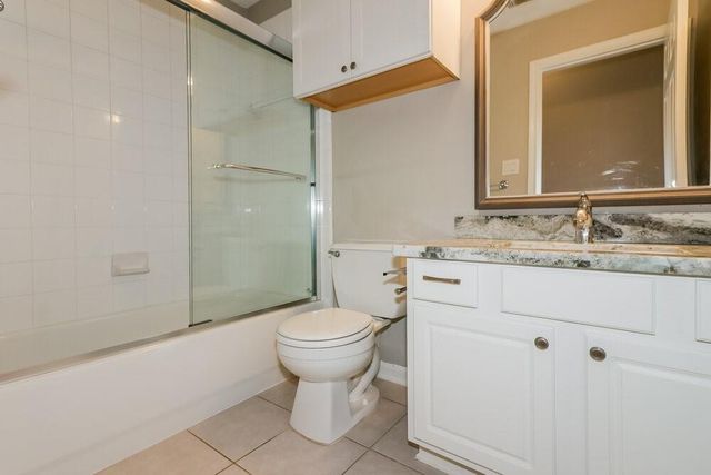 12103 Lakewood Villa Drive, Tomball, TX 77377