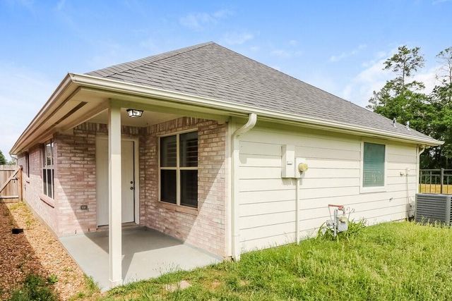 12103 Lakewood Villa Drive, Tomball, TX 77377