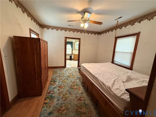 20525 Point Eastern Dr, Ruther Glen, VA 22546