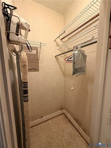 20525 Point Eastern Dr, Ruther Glen, VA 22546