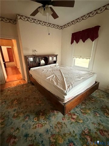 20525 Point Eastern Dr, Ruther Glen, VA 22546