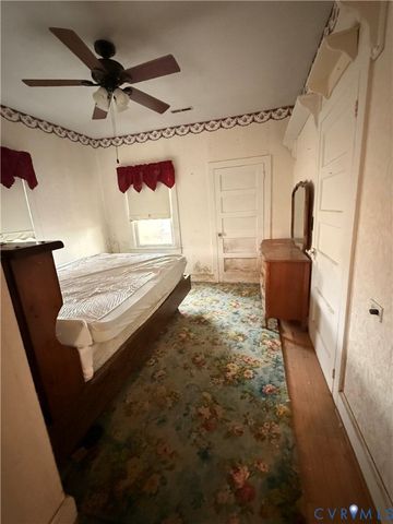 20525 Point Eastern Dr, Ruther Glen, VA 22546