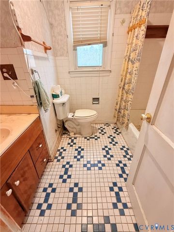 20525 Point Eastern Dr, Ruther Glen, VA 22546