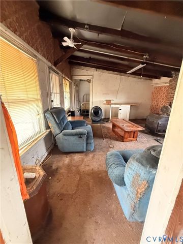 20525 Point Eastern Dr, Ruther Glen, VA 22546