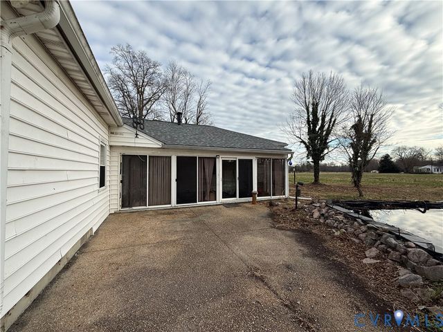 20525 Point Eastern Dr, Ruther Glen, VA 22546