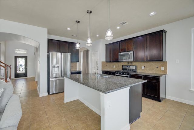 326 Polar Bear Trail, Crosby, TX 77532