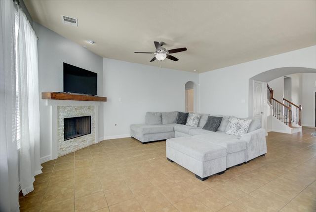 326 Polar Bear Trail, Crosby, TX 77532