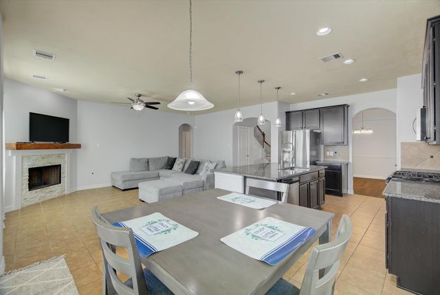 326 Polar Bear Trail, Crosby, TX 77532