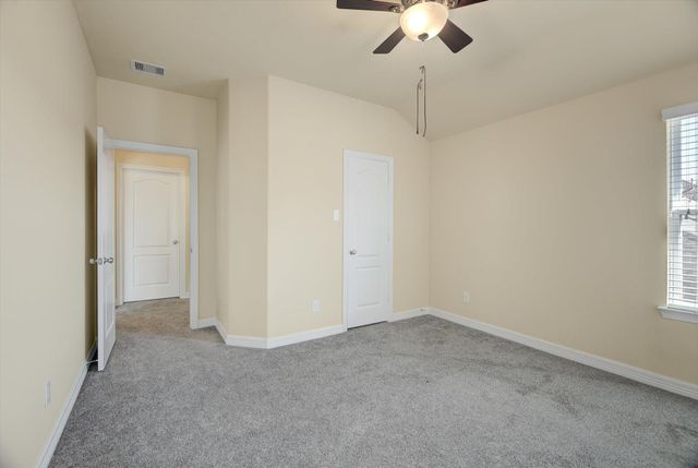 326 Polar Bear Trail, Crosby, TX 77532