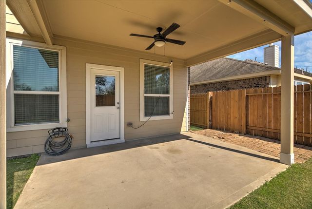 326 Polar Bear Trail, Crosby, TX 77532