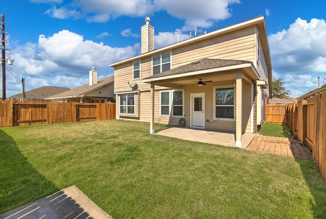 326 Polar Bear Trail, Crosby, TX 77532