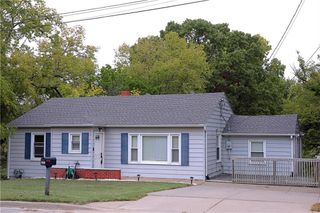 202 NE 76th Terrace, Gladstone, MO 64118
