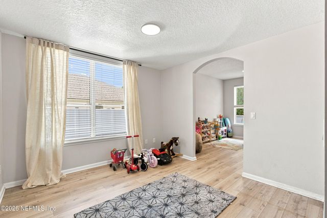 9125 JENNIFER Lane, Jacksonville, FL 32222