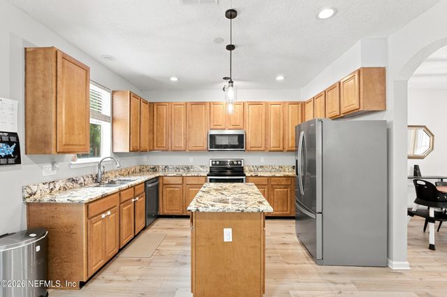 9125 JENNIFER Lane, Jacksonville, FL 32222