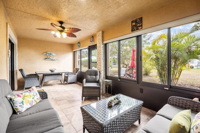 79 Flores Del Norte, Fort Pierce, FL 34951