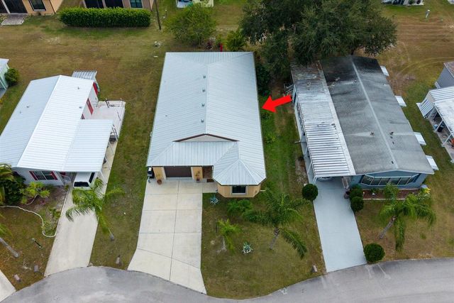 79 Flores Del Norte, Fort Pierce, FL 34951