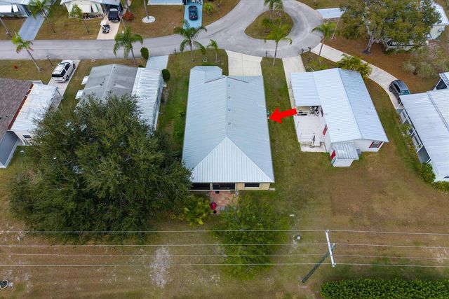 79 Flores Del Norte, Fort Pierce, FL 34951