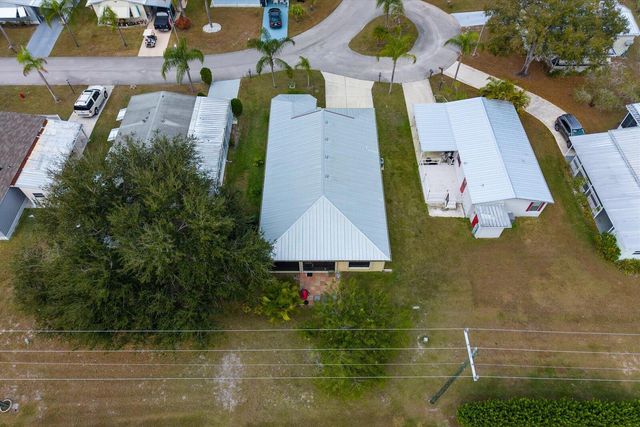 79 Flores Del Norte, Fort Pierce, FL 34951